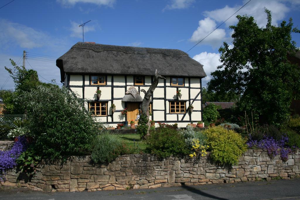 The Cobblers Bed And Breakfast Bishampton Dış mekan fotoğraf